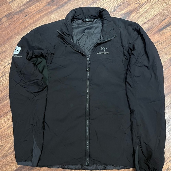 Arc'teryx Jackets & Blazers - Arcteryx Atom LT Black Full Zip Jacket Women’s XL